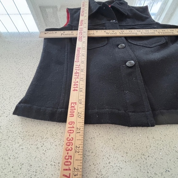 Vintage GAP Wool Blend Black Vest Women’s Size Small Medal Buttons Buckle Back - Picture 7 of 11